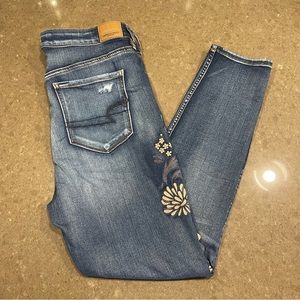 American eagle floral print high rise jeans